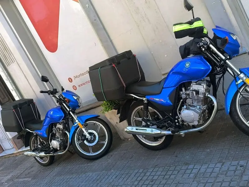 Cadetería profesional Montevideo | Envíos mismo día para tiendas online Servicio de cadetería para e-commerce en Montevideo - Envíos en el día con cobro al entregar